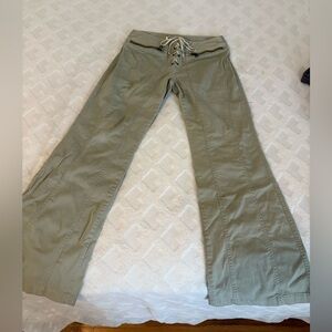 Green wide leg pants